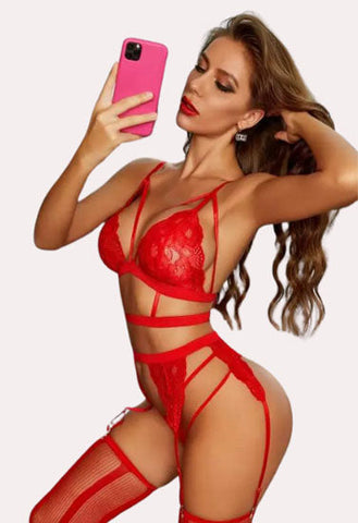 Floral Lace 3-Piece Lingerie Set Snazzyway