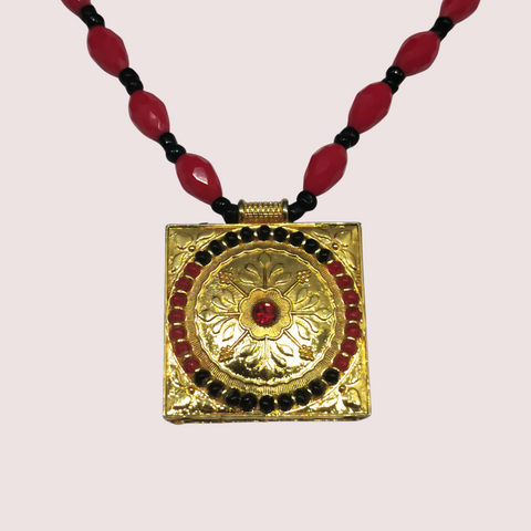 Regal Ruby Radiance Necklace Snazzyway